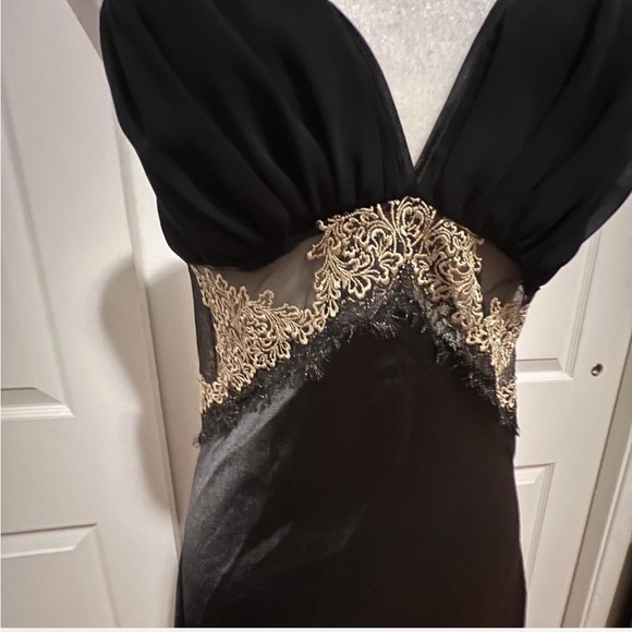 SOLD - Picture 1 of 7